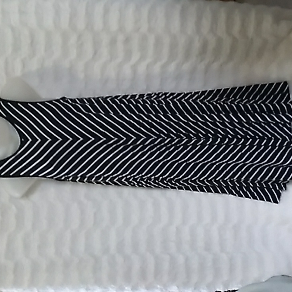 a.n.a tank Dress Sz S long black & white Stripe 🌟 ⭐ 🌟